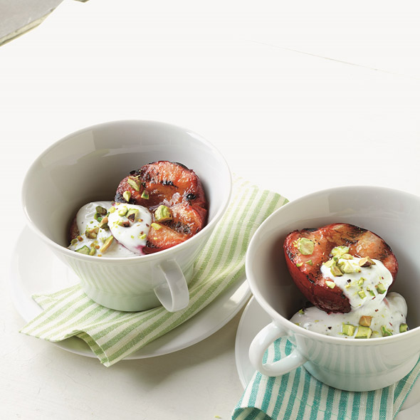 Grilled-Plums-with-Honey-Yoghurt-Recipe-2