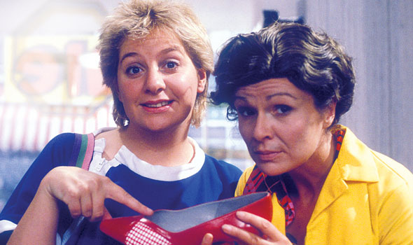 Julie-Walters-Oct10-00-590