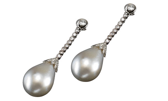 Pearls-Dec13-03-590